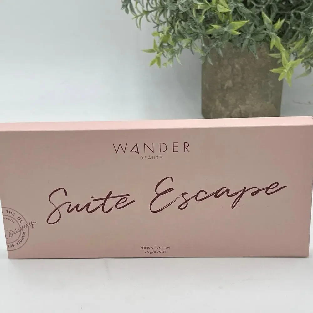Wander‎ Beauty Suite Escape 10-Shade Eyeshadow Palette New